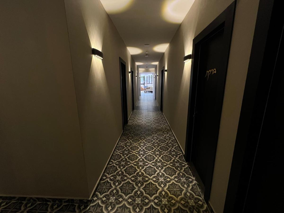 בוטיק רפאל Boutique Rafael Мотель